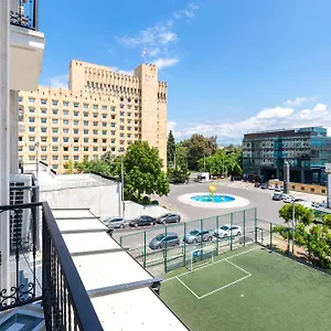 Otel Sololaki