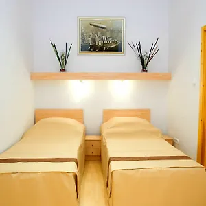 Centrooms House Konukevi